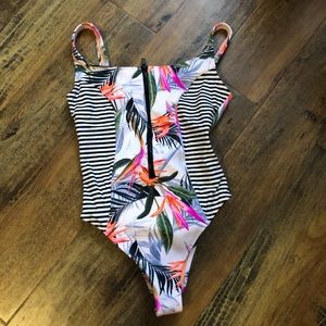 NEVER WORN Body Glove one piece swimsuit